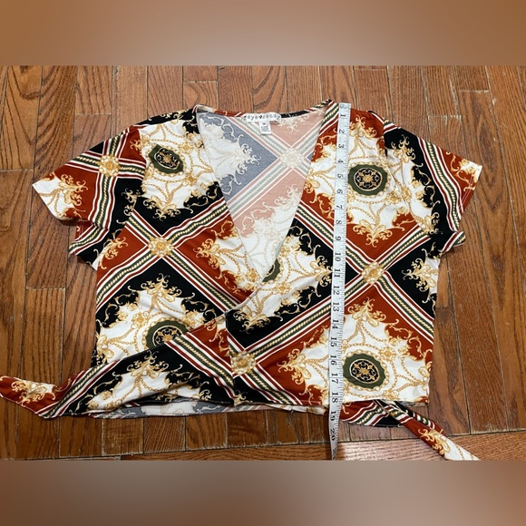 Eye Candy Geometric Wrap Blouse in Black, Brown, and Gold - Picture 2 of 10